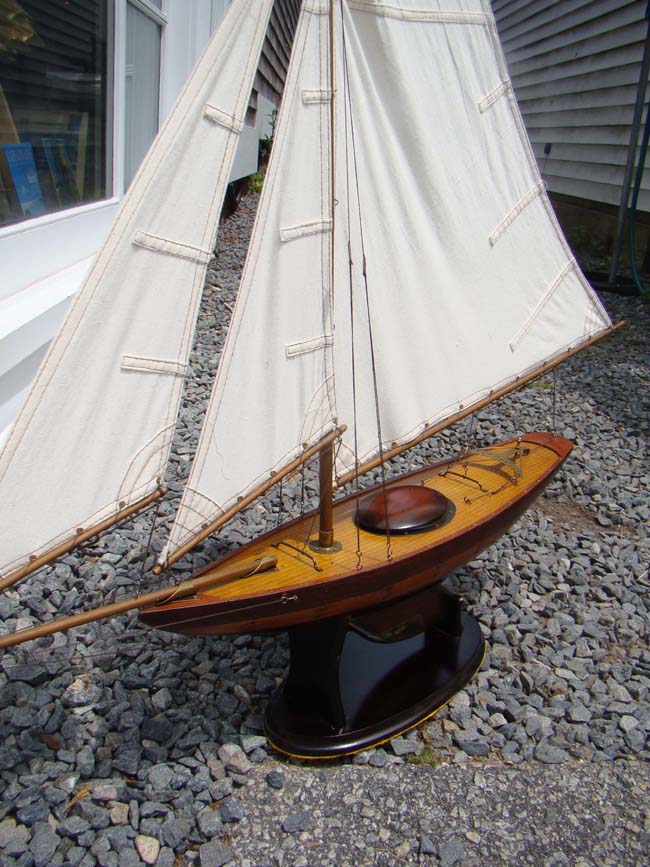 A Nantucket Sloop pond boat from the 1940's — image 3
